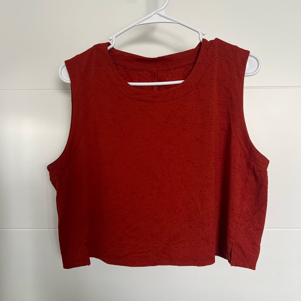 Lulumeon top
